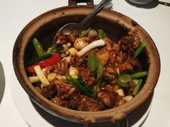 -八府香鸭·啫啫煲(华山路店)