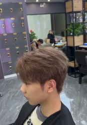 -藤野造型烫染·漂发