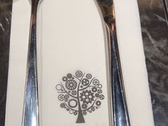 -LESCEDARS Brasserie Bistro香柏树
