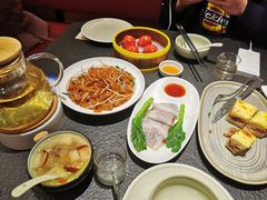 -蝴蝶里·粤菜·点心(滨江龙湖店)