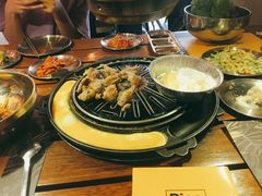 -喜鹊烤肉酒场(美乐城店)