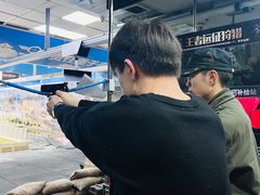 -都市枪神实弹射击俱乐部
