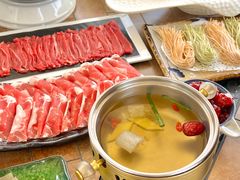 -靓海海鲜火锅(水上湖边观景店)