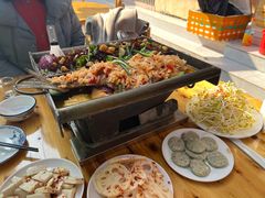 -宏兴烤鱼山庄(宣恩总店)