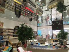 -钟书阁(群光广场店)