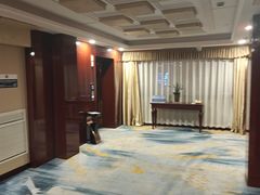 -东北大厦酒店(沈阳北站青年大街店)