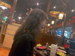 -FRIDAY星期五专业美发沙龙