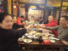 -小天鹅火锅·一线江景洪鼎旗舰店(洪崖洞店)