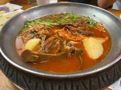 -喇喇排骨火锅·传统韩式脊骨汤(望京西园总店)