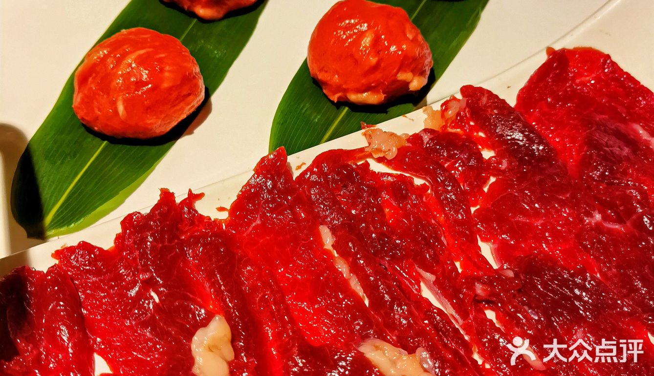 杭州探店｜必打卡地道牛肉火锅爆炸好吃 天呐杭州这家牛