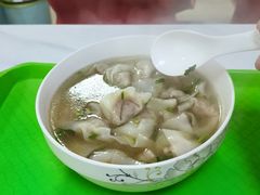 -周震馄饨