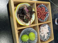 -野菌皇海景野生菌火锅(滨海大道店)