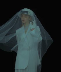 点击看大图 -定格摄影·轻奢定制写真馆