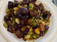 -汗腾格里·风味餐厅(新疆驻京办店)