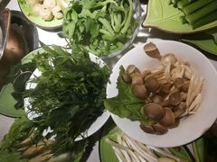-一叶一世界•素食餐厅(环球中心店)