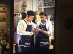 -瑞幸咖啡(118广场店)