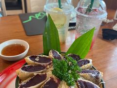 -Chom Cafe and Restaurant