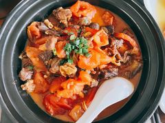 -几个木匠匠人厨房