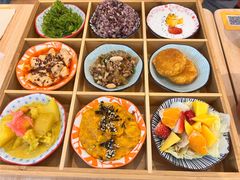 -轻蔬不用等·素食(江苏路店)