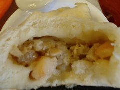 猪肉三鲜包子-天兴居(鲜鱼口街店)