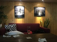 卡座-彳亍咖啡·这里(水湾路店)