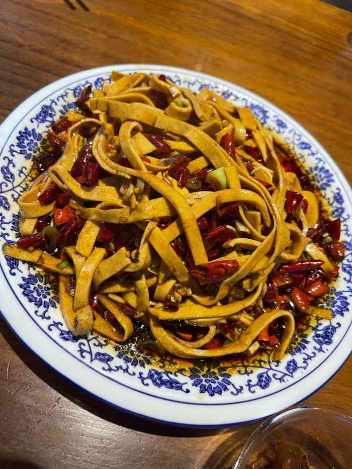 高伟炒鸡总店-"omg 来了临沂旅游必吃啊,朋友知道我喜.