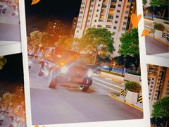 -上海星瀚奔驰4S店(红柳路店)