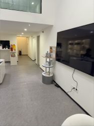 -JNK皮肤管理中心