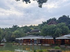 -湖泉半山温泉(湖泉生态园)