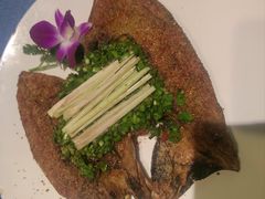 -香巴拉云南餐厅(华莱坞店)