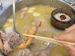 -朴小妹人参鸡汤火锅(长白山万达店)