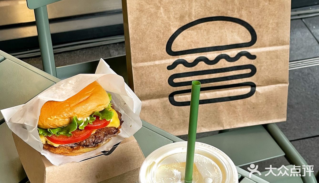 终于！！！能在福州吃到Shake Shack啦！！