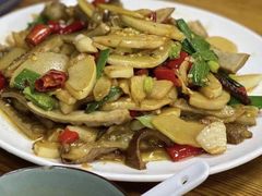 -牛八宝桂林米粉(八里庄店)