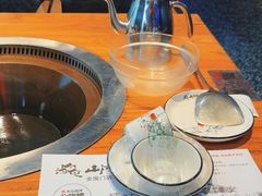 -山河屯铁锅炖·非遗东北菜(南山店)