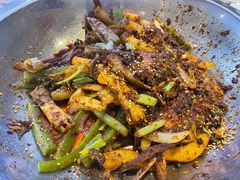 -嘎嘎鸭下巴·爆辣干锅(明教寺店)