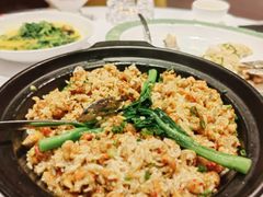 -深圳富苑皇冠假日套房酒店