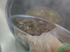 -屯老二农家铁锅炖·行业领军者(梅江店)