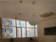 -卡罗酒店(东门晒布地铁站店)