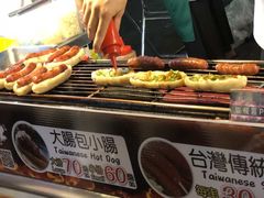 -六合夜市