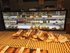 面包甜点陈列柜-卡萨米亚动物奶油生日蛋糕(新都汇店)