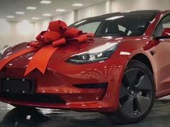 -TESLA 特斯拉(上海太古汇体验店)