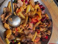 -老唐三下锅 ·张家界地标美食(溪布街店)
