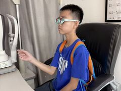 -罗伯特眼镜·蔡司官方授权(罗湖国贸店)