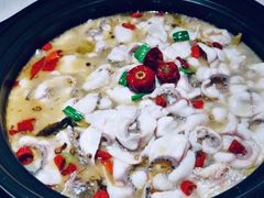 中辣酸菜鱼-周渝食惦酸菜鱼(青浦店)