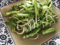 水芹炒干子-杨辉饭店