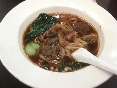 -康师傅私房牛肉面(马泉营奥莱店)