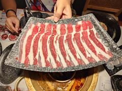 澳洲谷饲100天肥牛-哥老官重庆美蛙鱼头(五角场合生汇店)