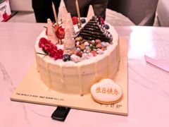-半勺舒舒生日蛋糕店