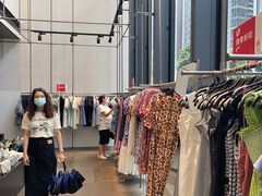 -URBAN REVIVO(深圳华润万象天地店)