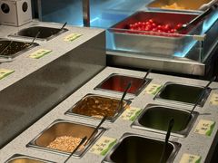 -野山舂·贵州现舂酸汤火锅(鸿通城店)